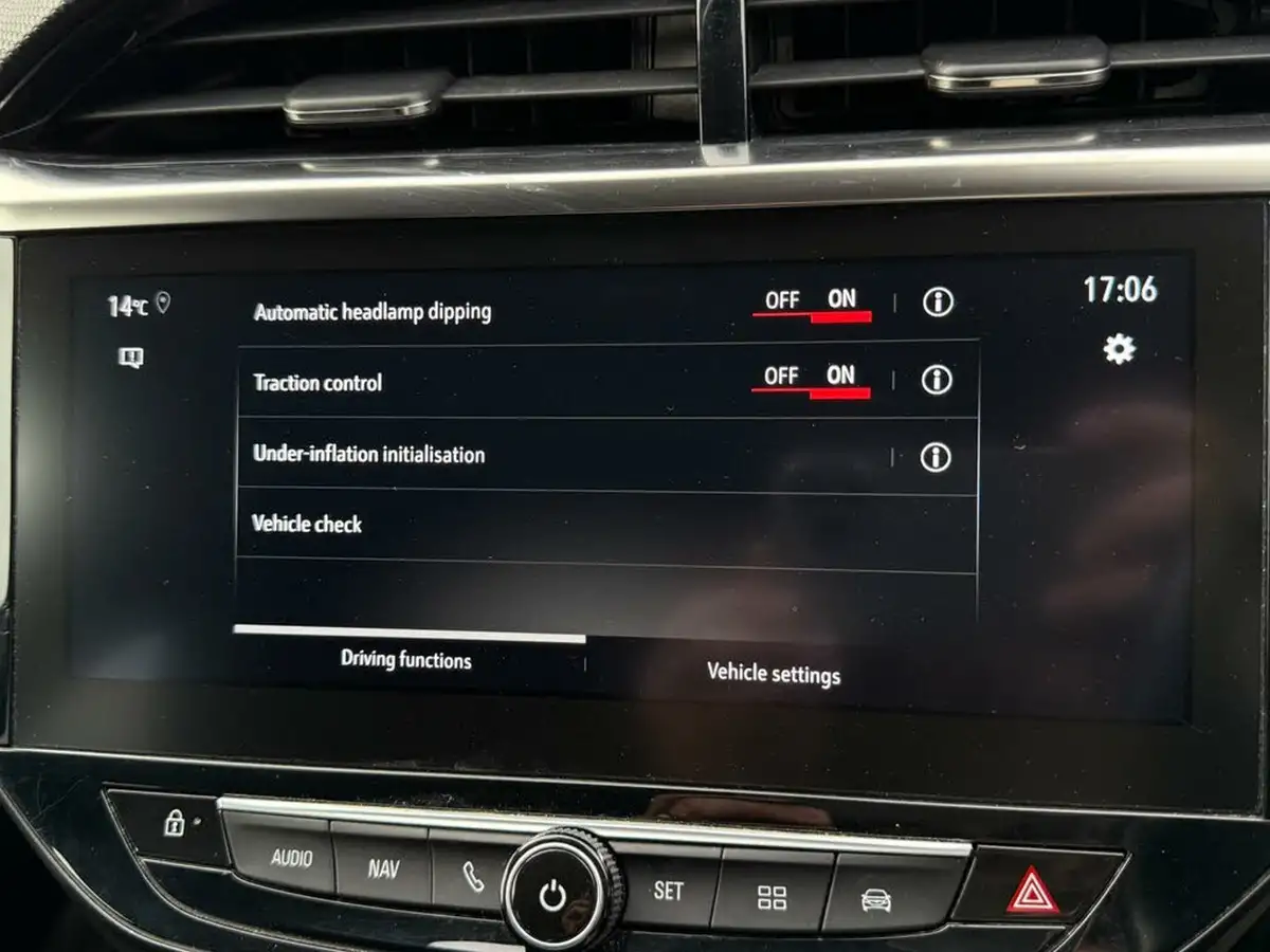 2020-vauxhall-corsa-12-turbo-elite-nav-premium-big-41