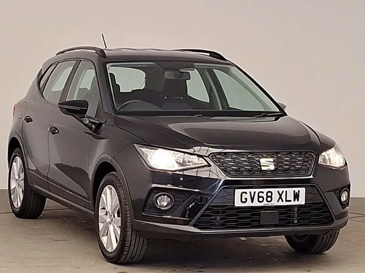 2019-seat-arona-10-tsi-se-technology-115ps-ss-dsg-big-0