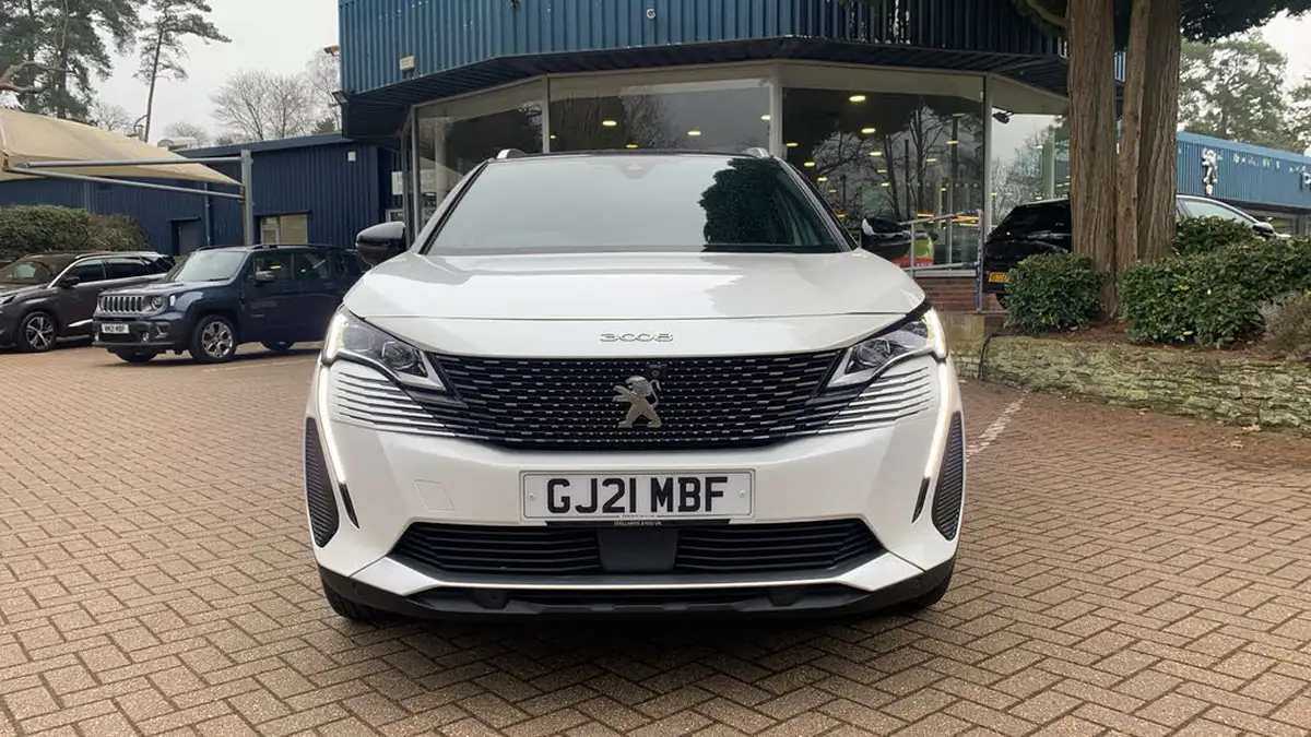 2021-peugeot-3008-suv-12-puretech-gt-premium-big-7