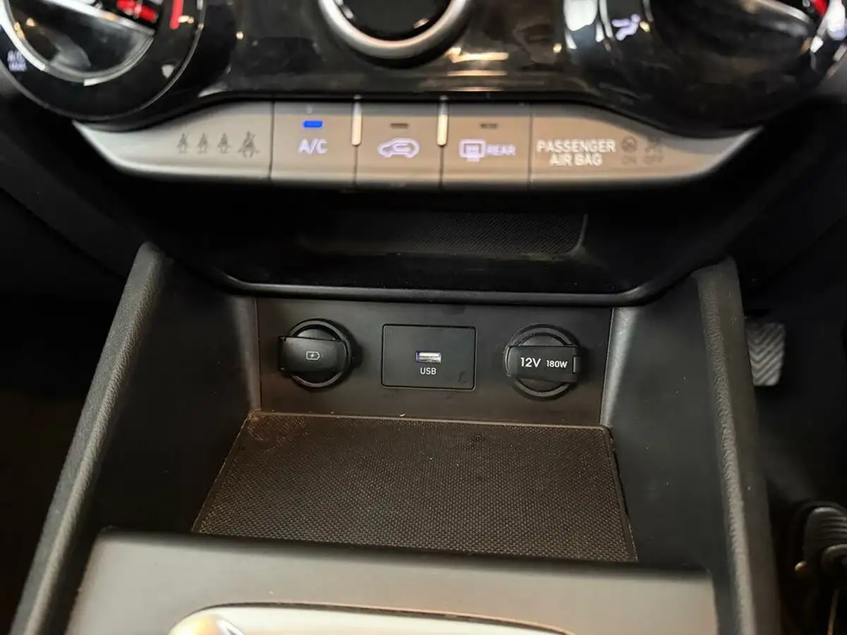 2022-hyundai-kona-10-t-gdi-se-connect-big-30
