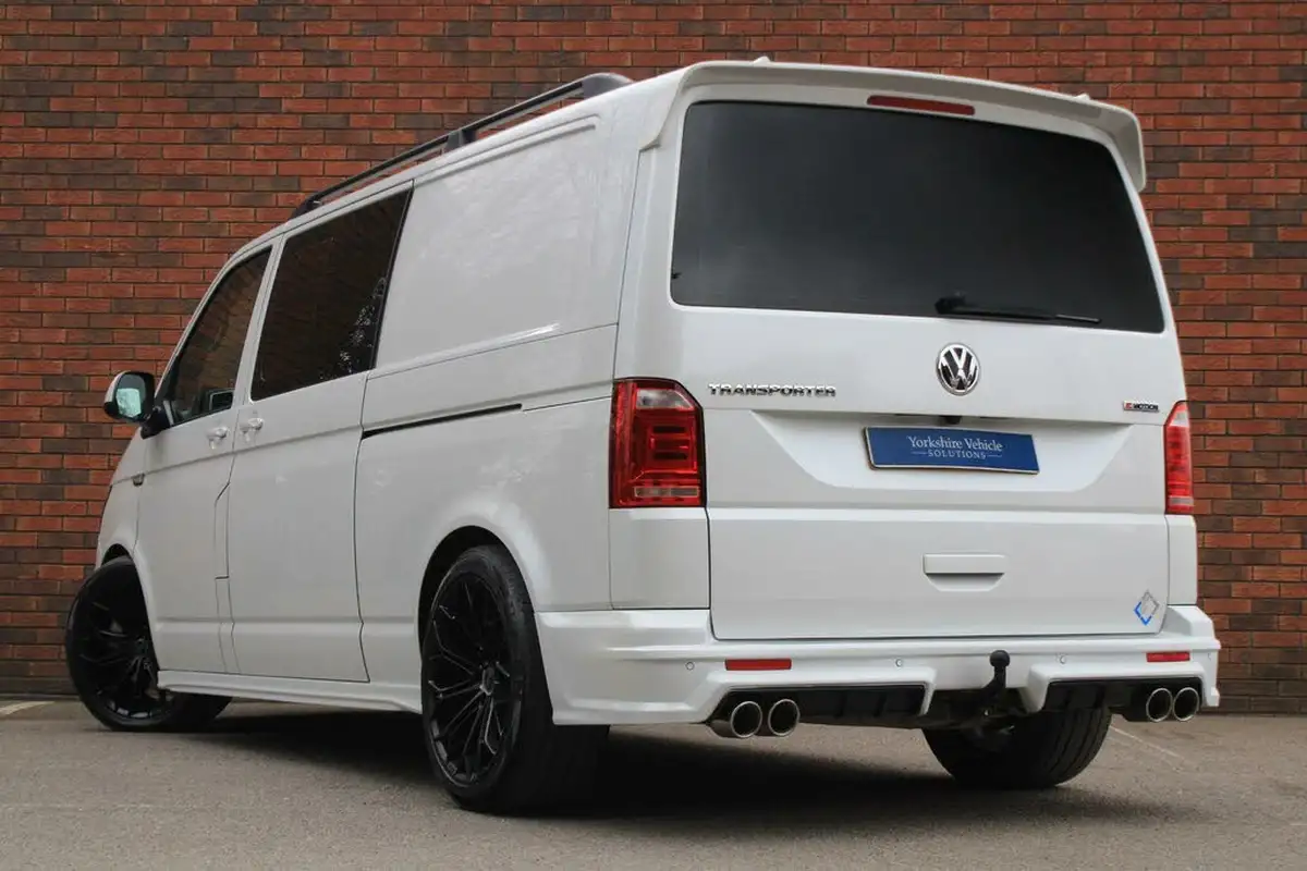 2019-volkswagen-transporter-20bitdi-t32-highline-bmt-lwb-4motion-204pseu6-kombi-big-2