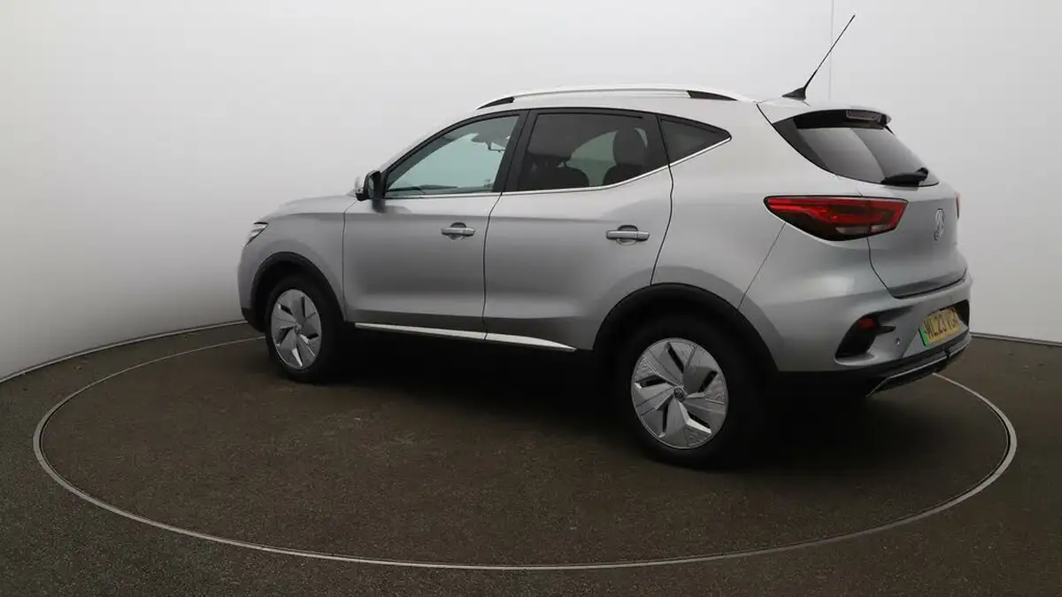 2023-mg-zs-suv-e-trophy-ev-156ps-long-range-big-34