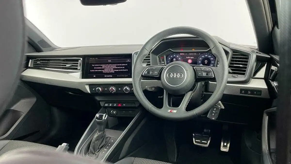 2024-audi-a1-10-30-tfsi-s-line-116ps-tronic-big-26