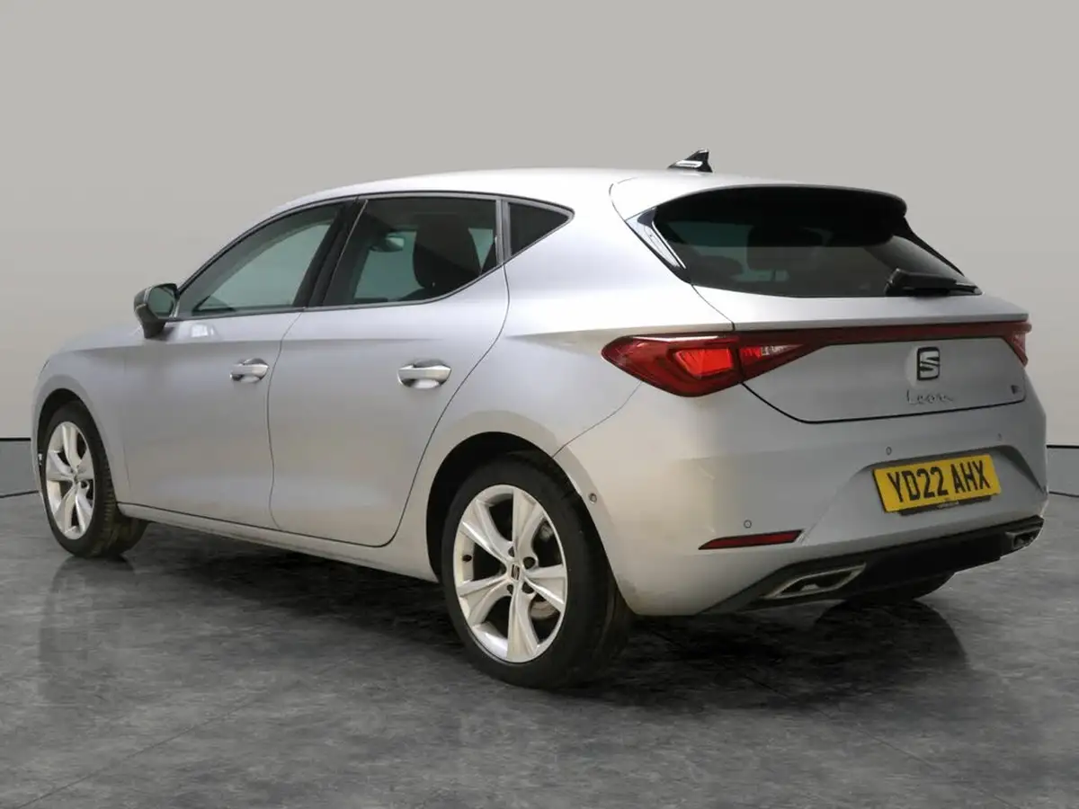 2021-seat-leon-15-tsi-evo-fr-130ps-hatchback-big-8