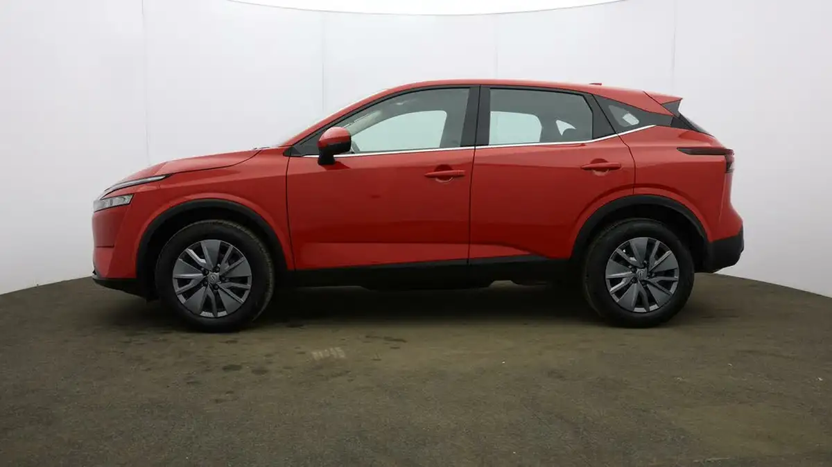 2021-nissan-qashqai-13-dig-t-visia-big-3