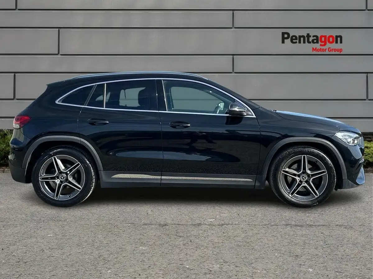 2021-mercedes-benz-gla-class-13-gla-180-amg-line-1332cc-big-12