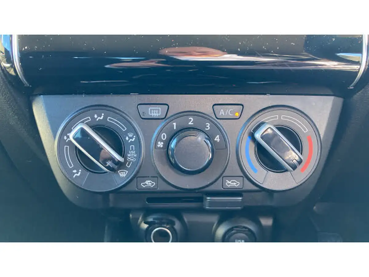 2023-suzuki-swift-12-dualjet-sz-l-big-24