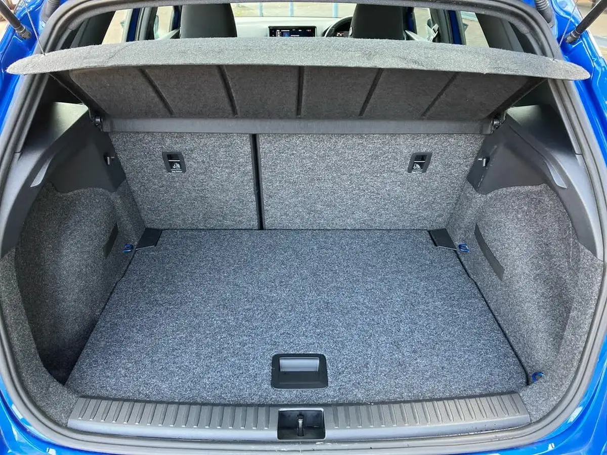 2023-seat-arona-10-tsi-xperience-big-19