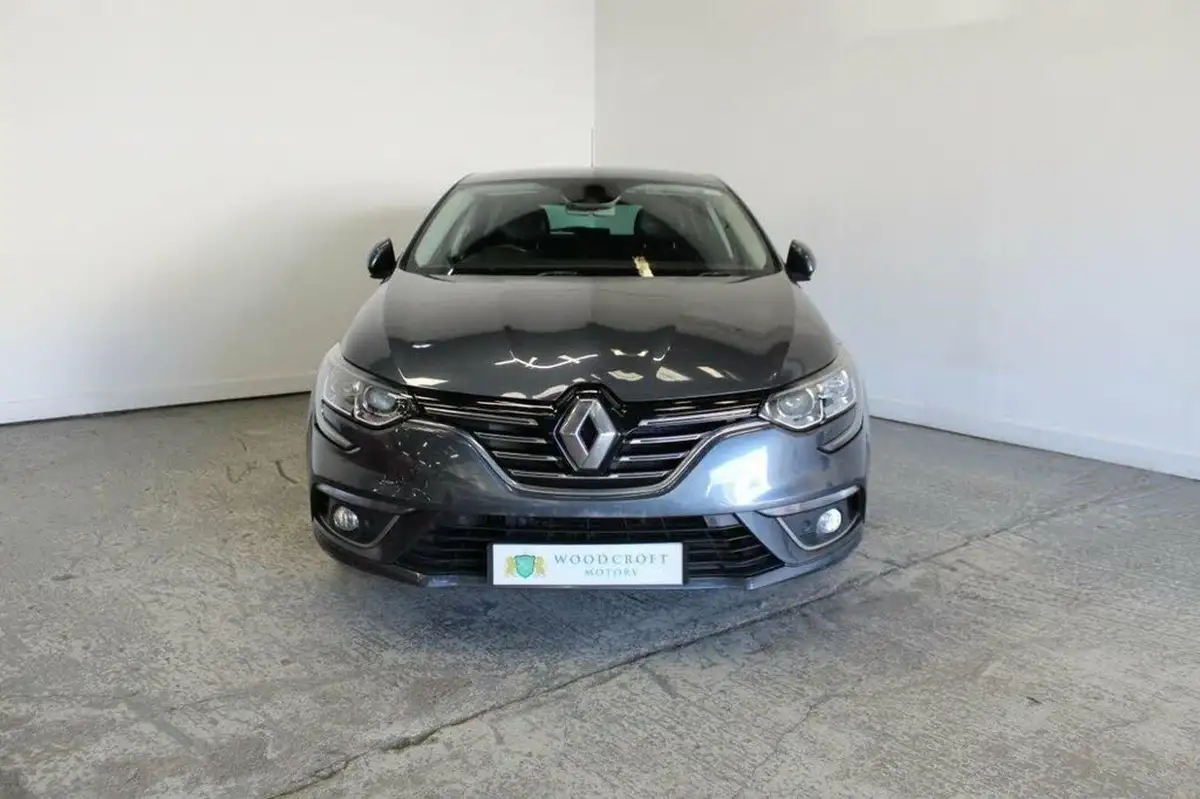 2017-renault-megane-16dci-dynamique-s-nav-hatchback-big-8