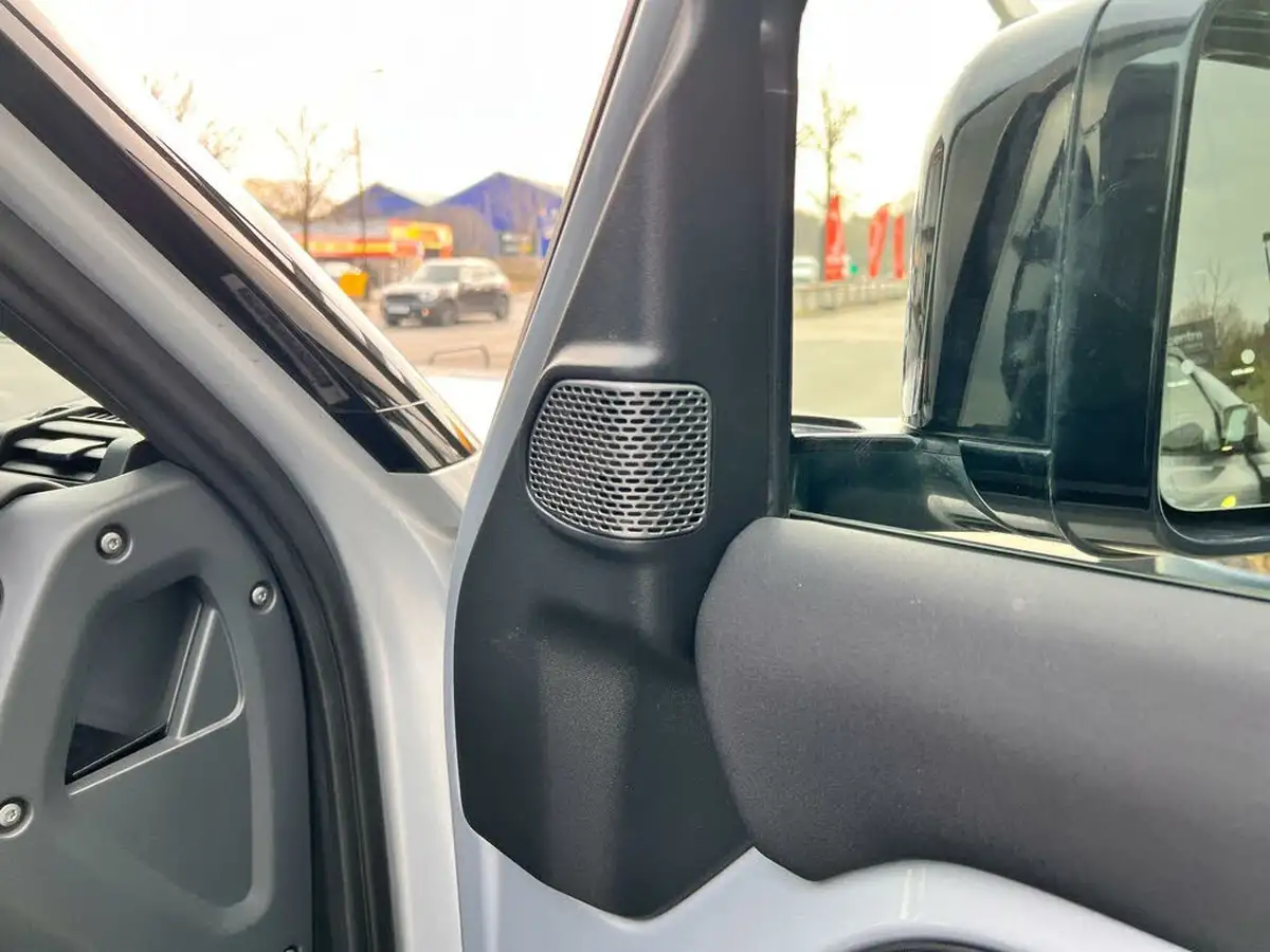 2021-land-rover-90-defender-30-d250-x-dynamic-s-big-56