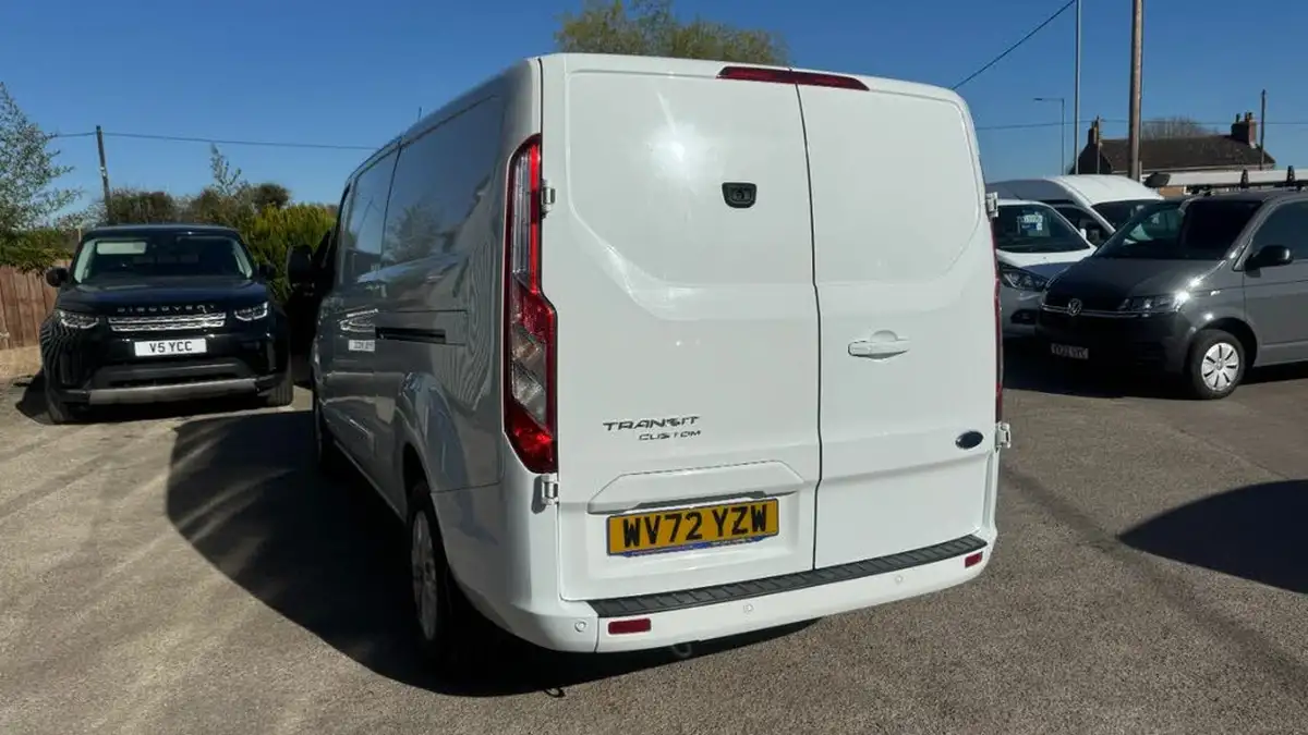 2022-ford-transit-custom-20tdci-340-l1h1-limited-170pseu6dt-auto-big-16