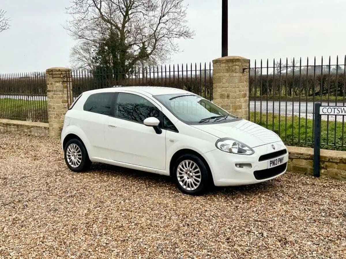 2013-fiat-punto-big-1