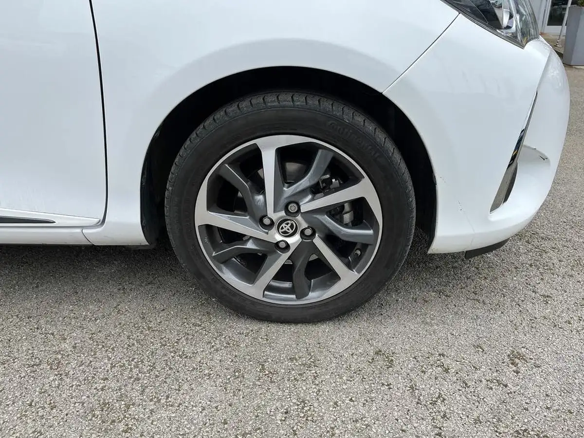 2020-toyota-yaris-15-vvt-i-y20-111bhp-1496cc-big-16