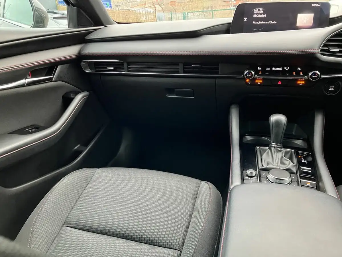 2024-mazda-mazda3-20-e-skyactiv-g-homura-auto-big-19