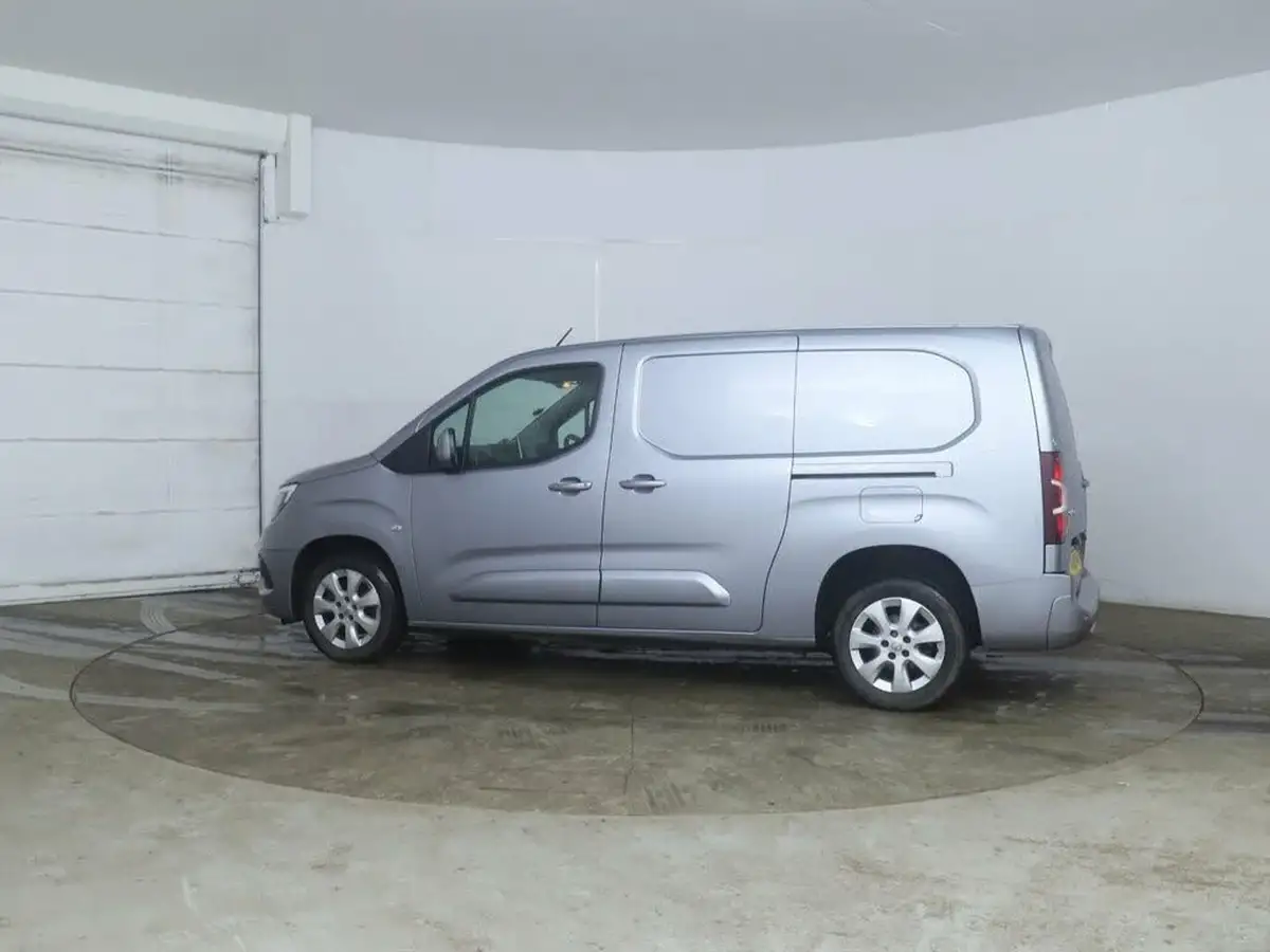2019-vauxhall-combo-15cdti-le-nav-2300-100pseu6d-t-l2h1-big-5