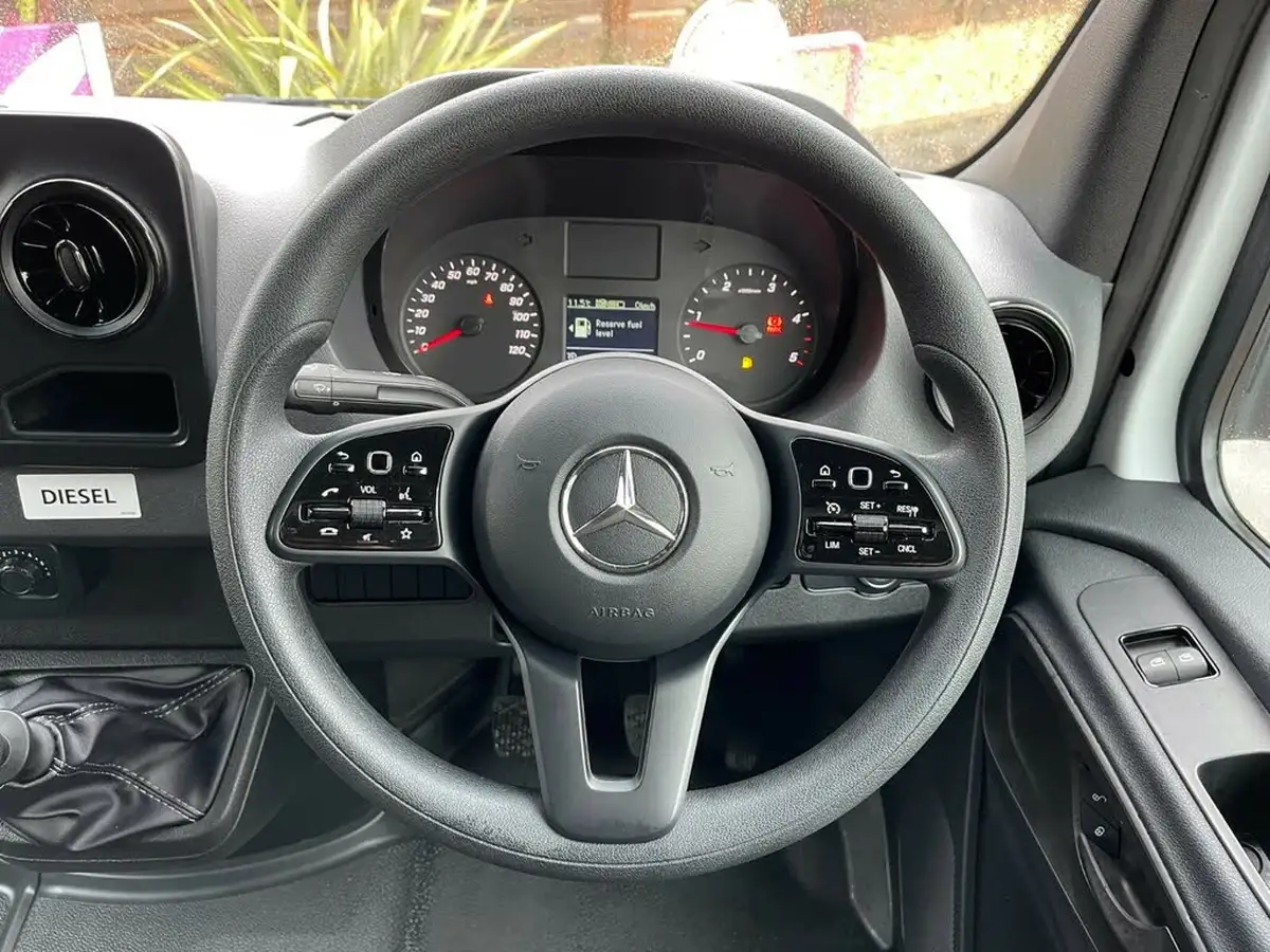 2021-mercedes-benz-sprinter-21cdi-316-l3h2-progressive-big-16