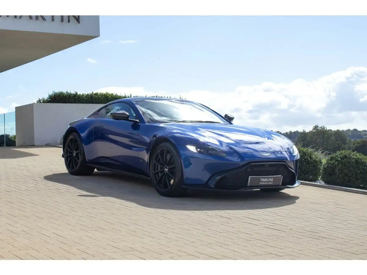 2019-aston-martin-vantage-40-v8-vantage-big-0