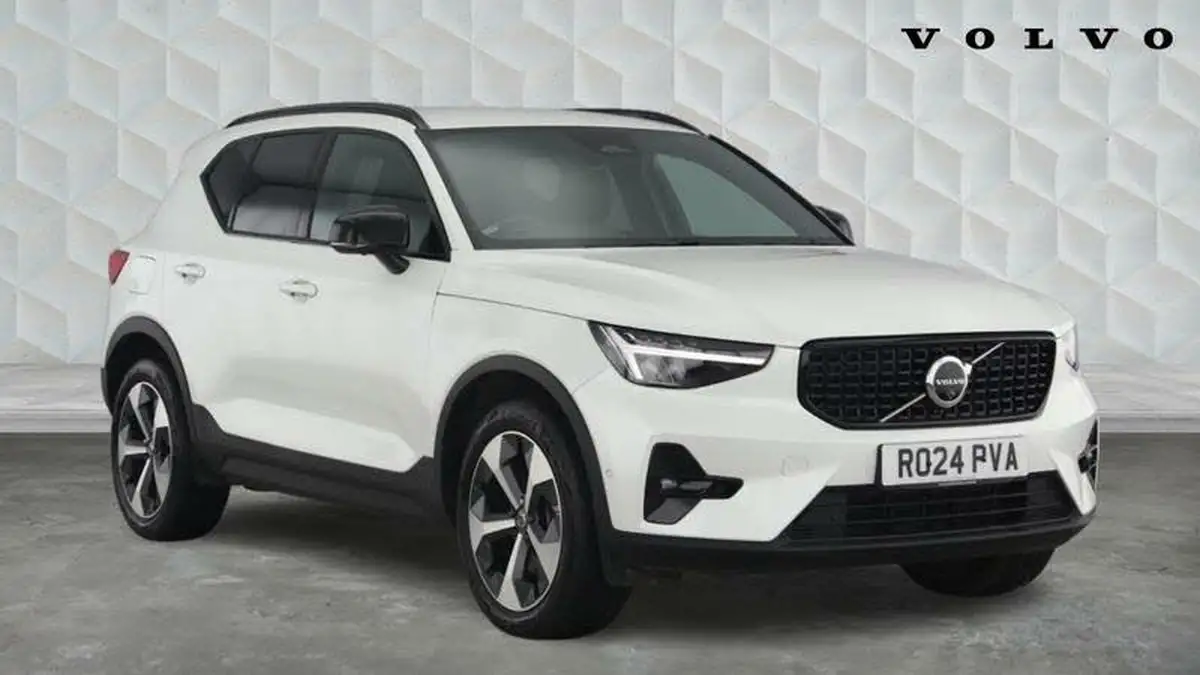 2024-volvo-xc40-20-b4-plus-big-0