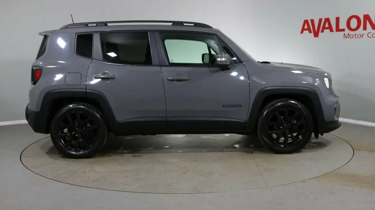 2020-jeep-renegade-10-gse-night-eagle-ii-big-7