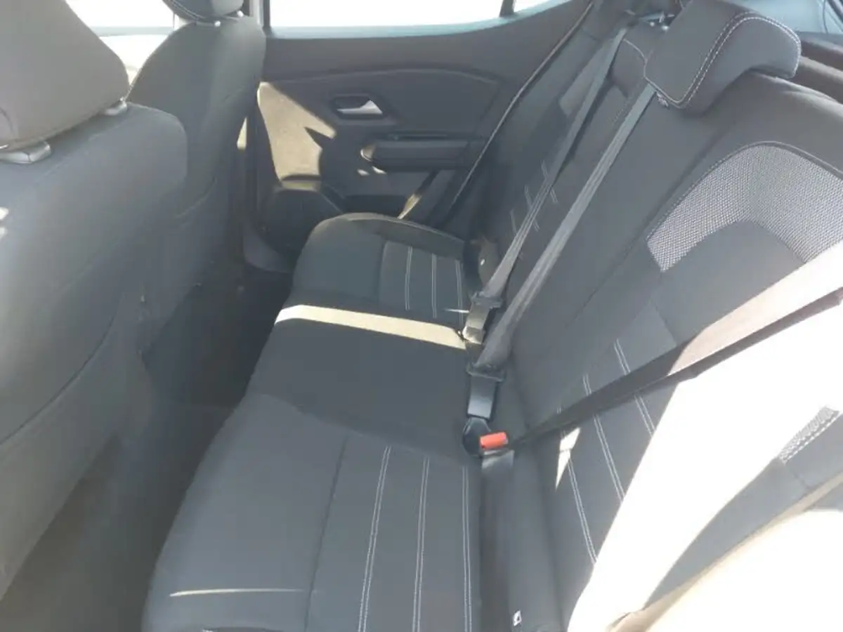 2023-dacia-sandero-10-tce-expression-90bhp-big-5