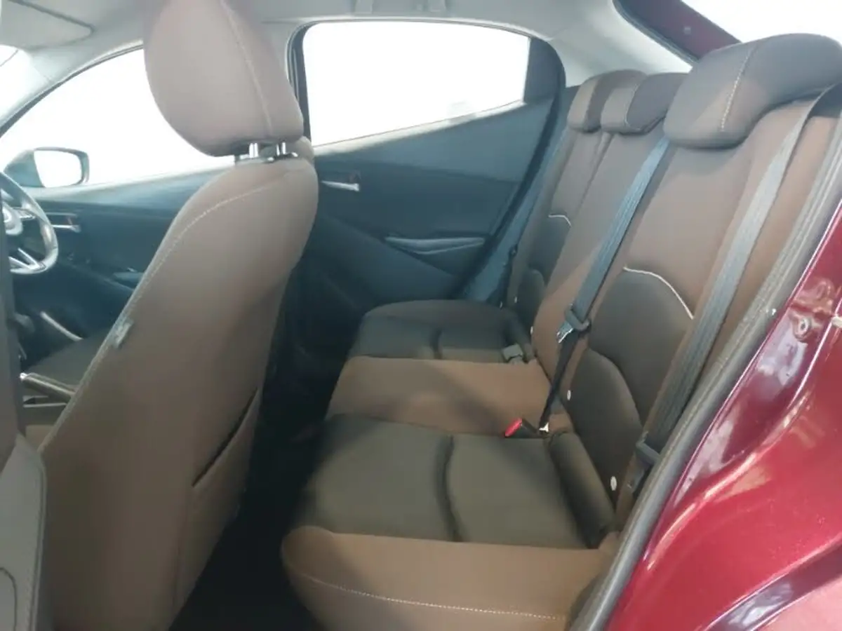 2021-mazda-mazda2-15-skyactiv-g-se-l-mhev-hybrid-big-5