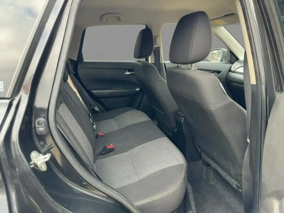 2020-suzuki-vitara-14-boosterjet-sz-t-140ps-big-17
