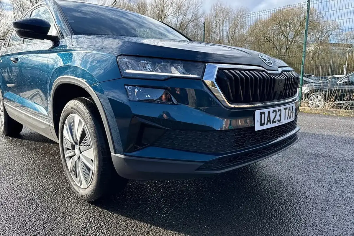 2023-skoda-karoq-15-tsi-se-drive-dsg-big-8