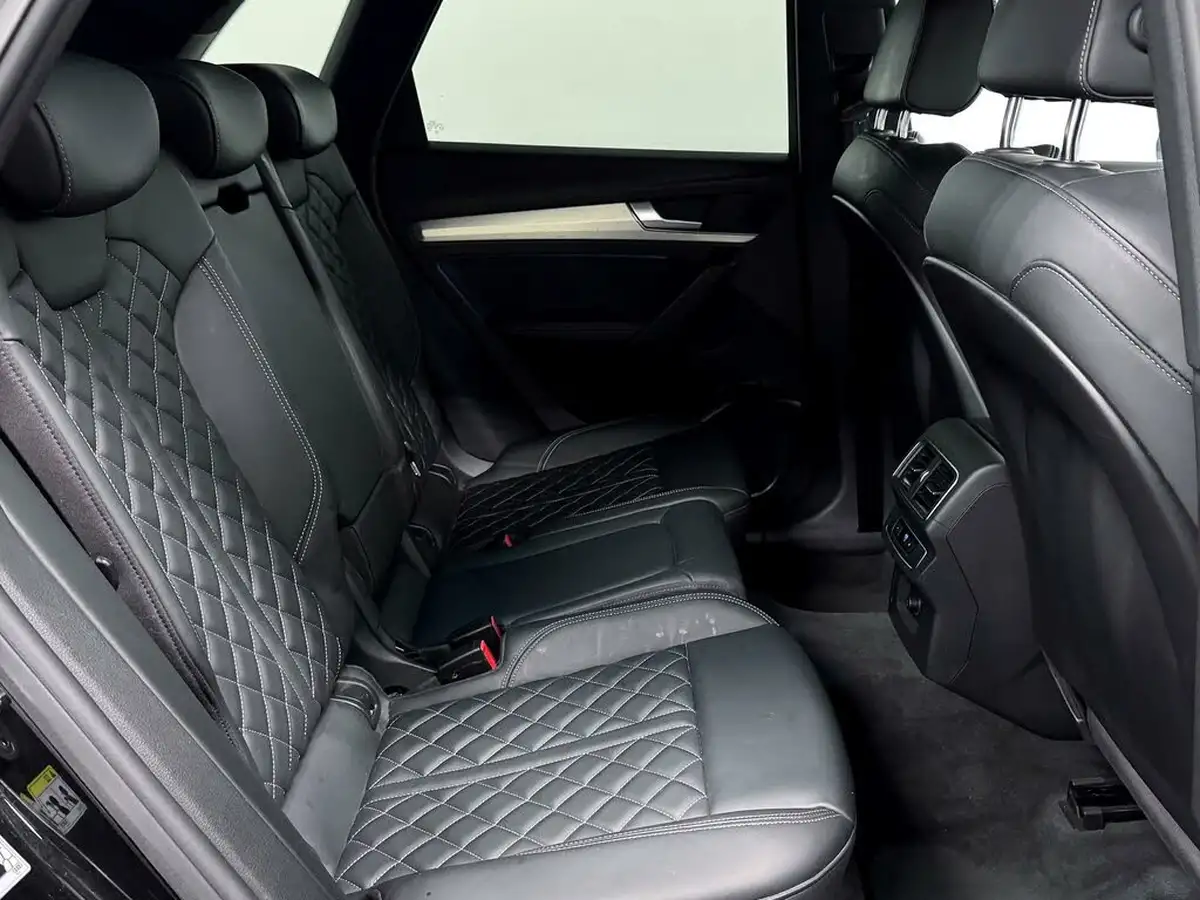 2019-audi-q5-20-55-tfsi-e-s-line-competition-big-45