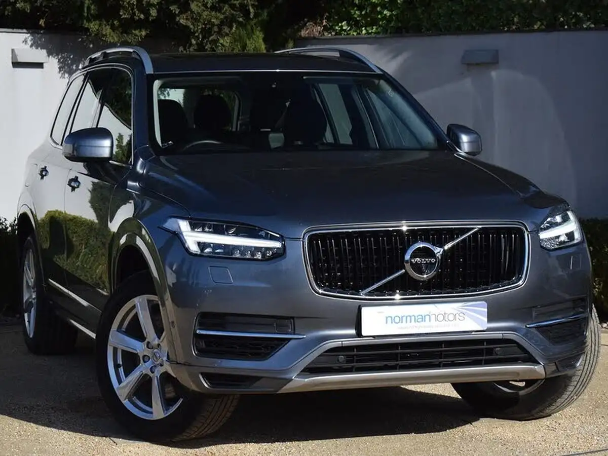 2018-volvo-xc90-20-t8-momentum-20-384bhp-awd-twin-engine-big-7