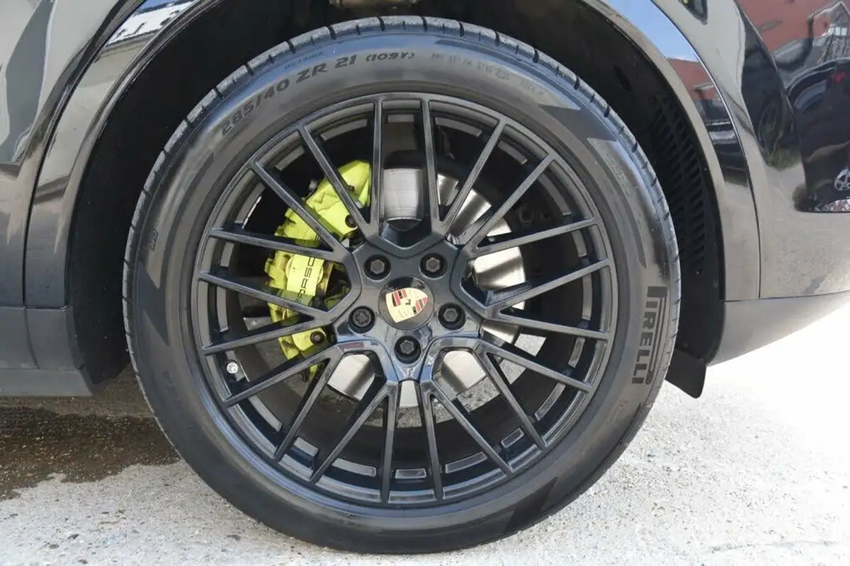 2019-porsche-cayenne-30-v6-e-hybrid-e-hybrid-coupe-big-50