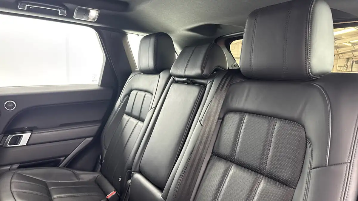 2021-land-rover-range-rover-sport-30-d300-hse-big-13