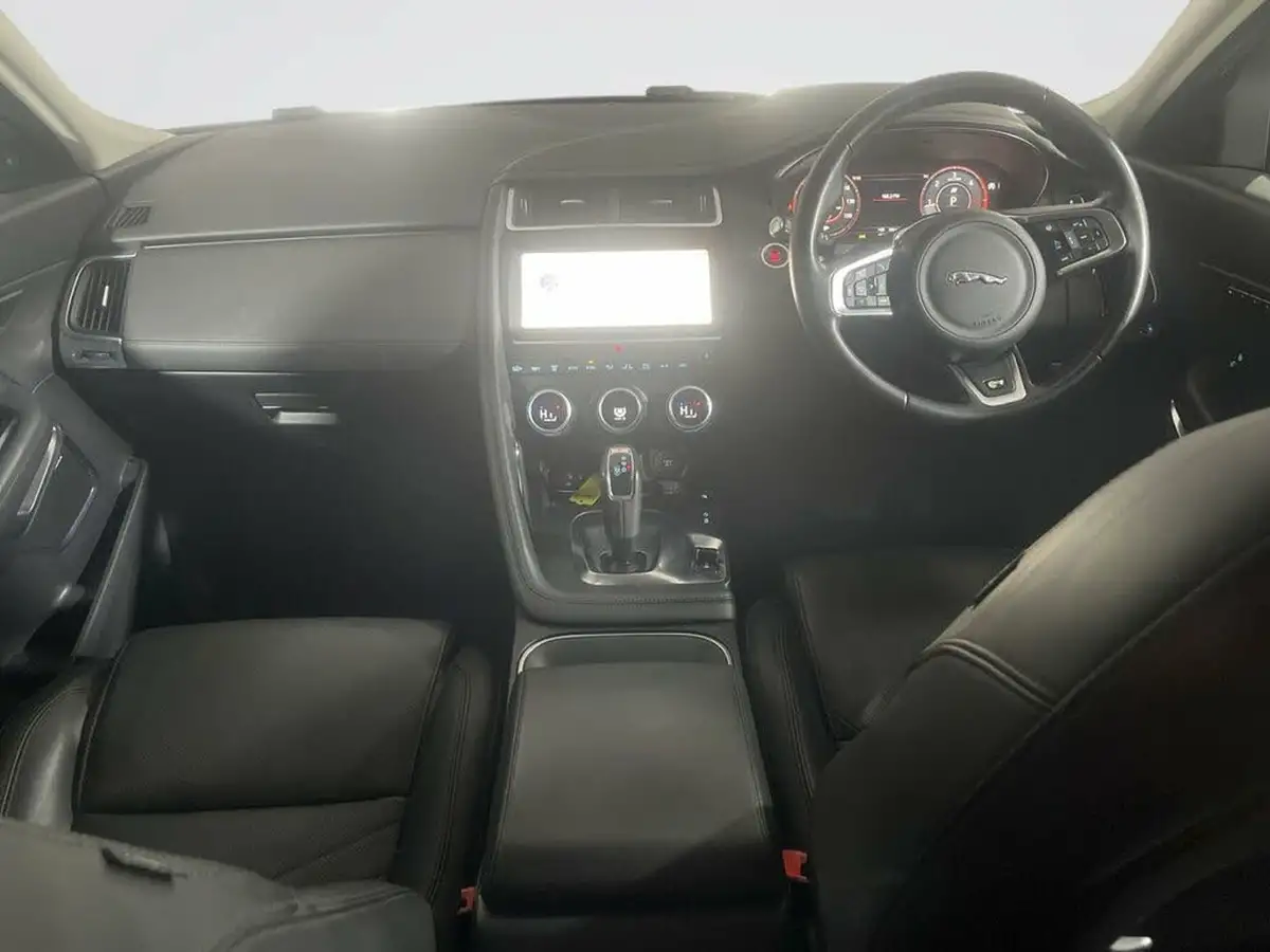 2019-jaguar-e-pace-20-i4d-hse-180ps-big-2