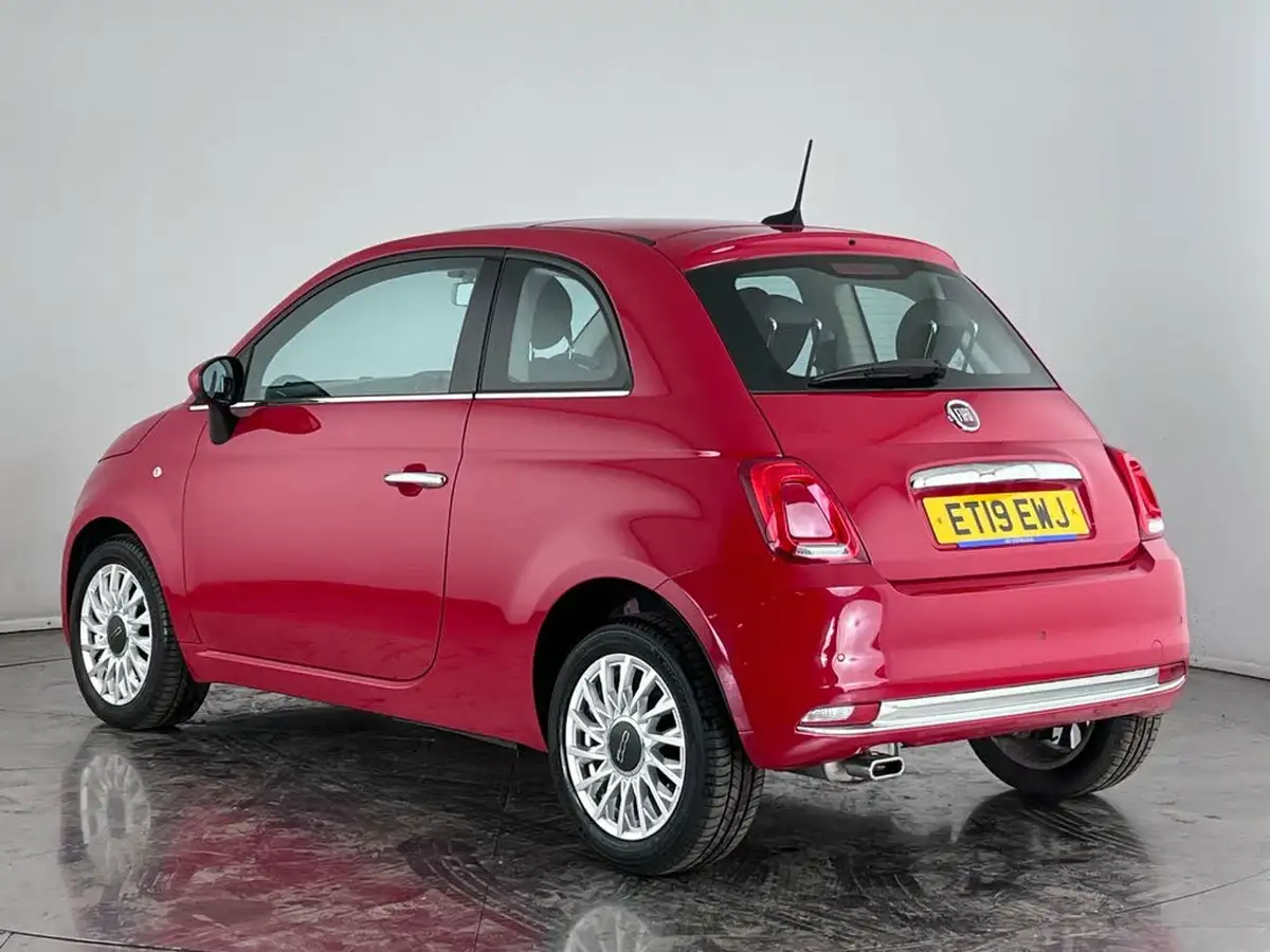 2019-fiat-500-12-lounge-ss-big-3