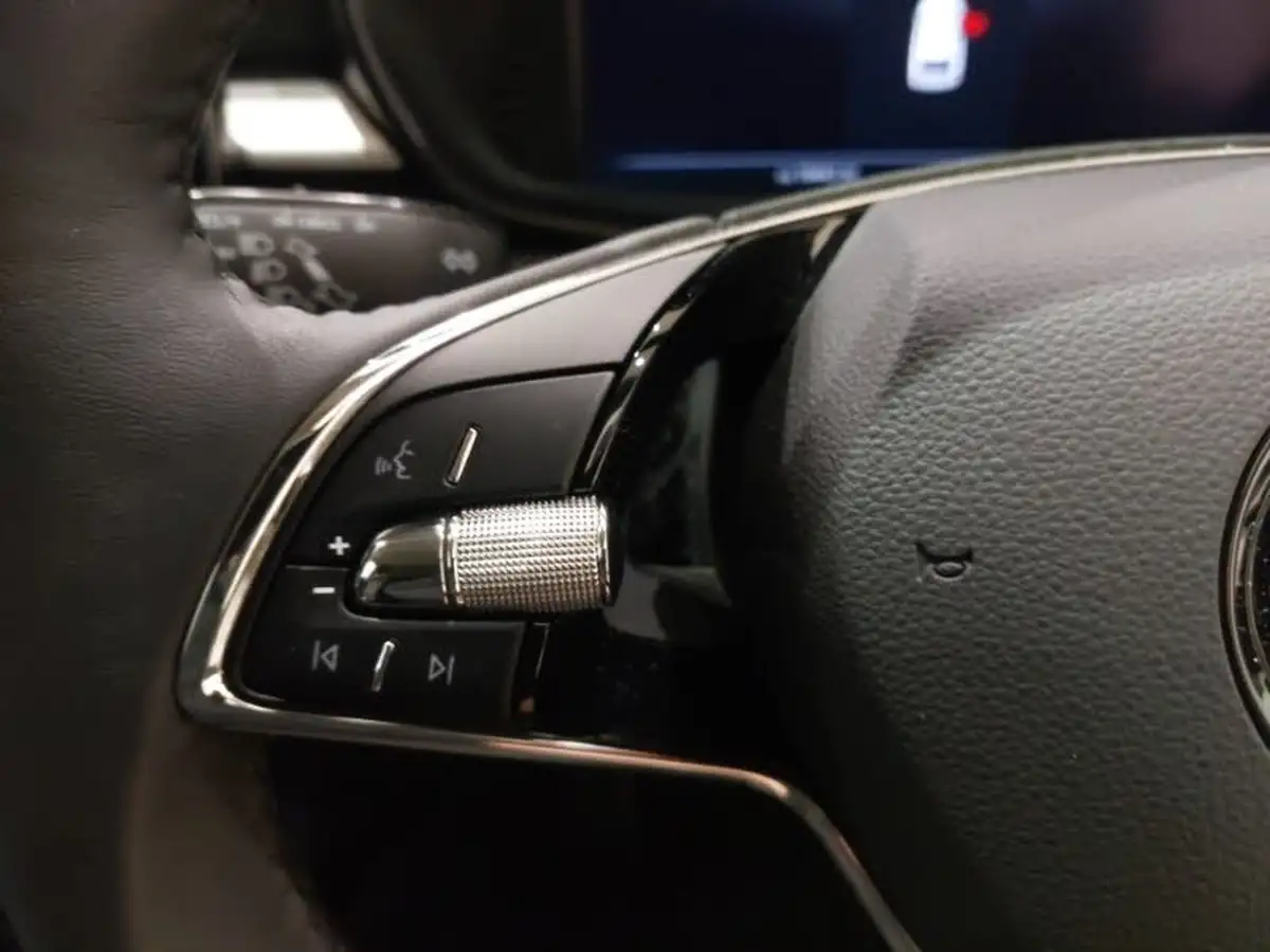 2024-skoda-fabia-10-tsi-colour-edition-116ps-big-14