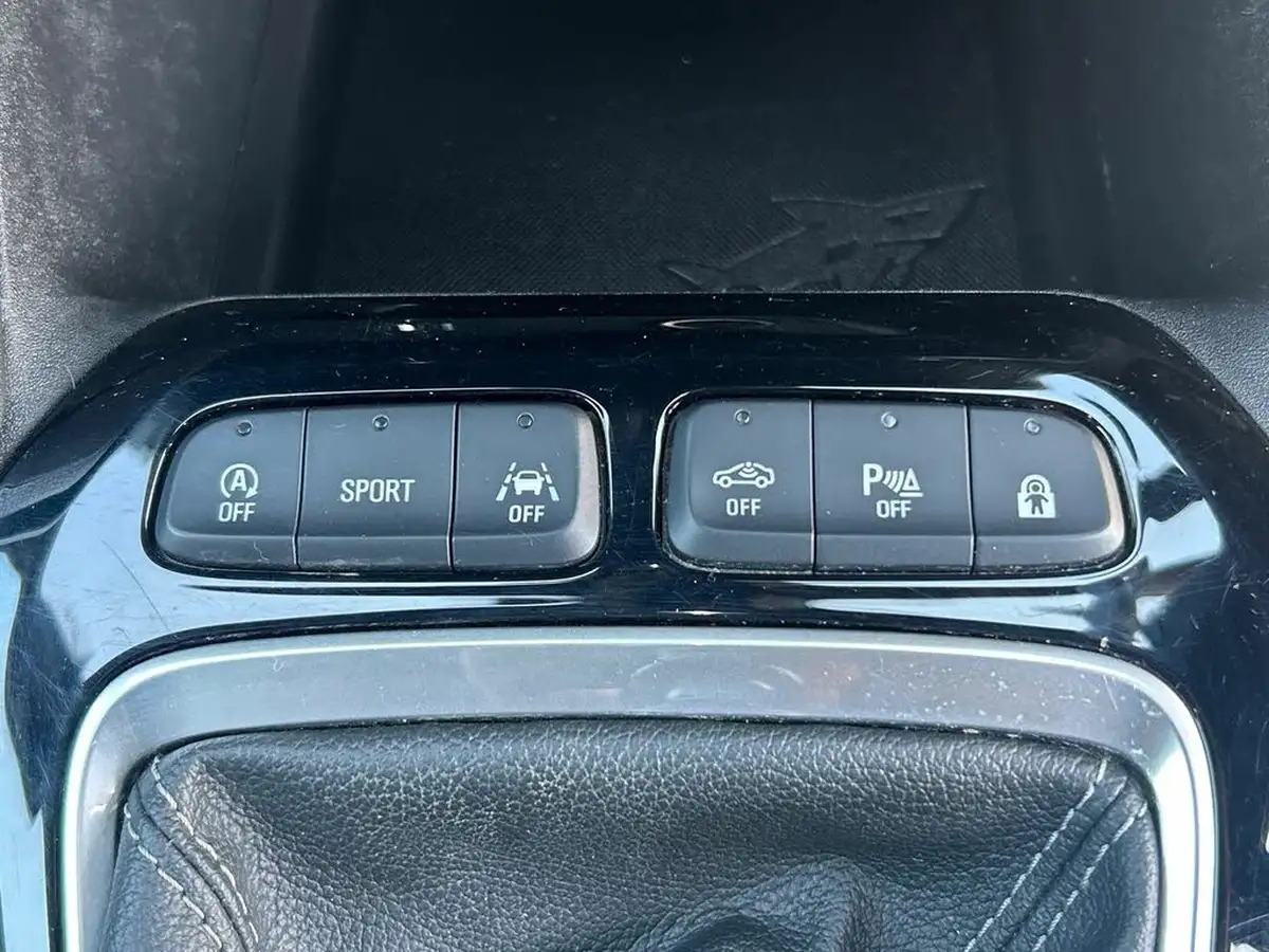 2020-vauxhall-corsa-12-turbo-sri-100ps-big-24