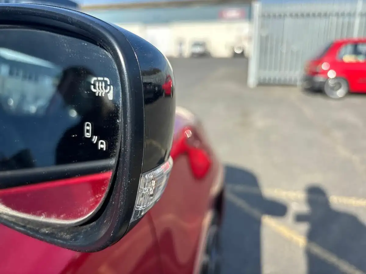2023-suzuki-swift-14-boosterjet-sport-big-40
