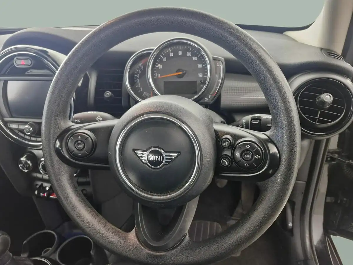 2020-mini-countryman-15-cooper-classic-big-19