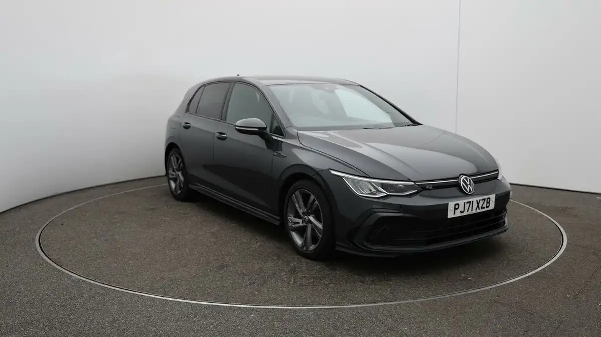 2022-volkswagen-golf-15-tsi-r-line-150ps-hatchback-big-35