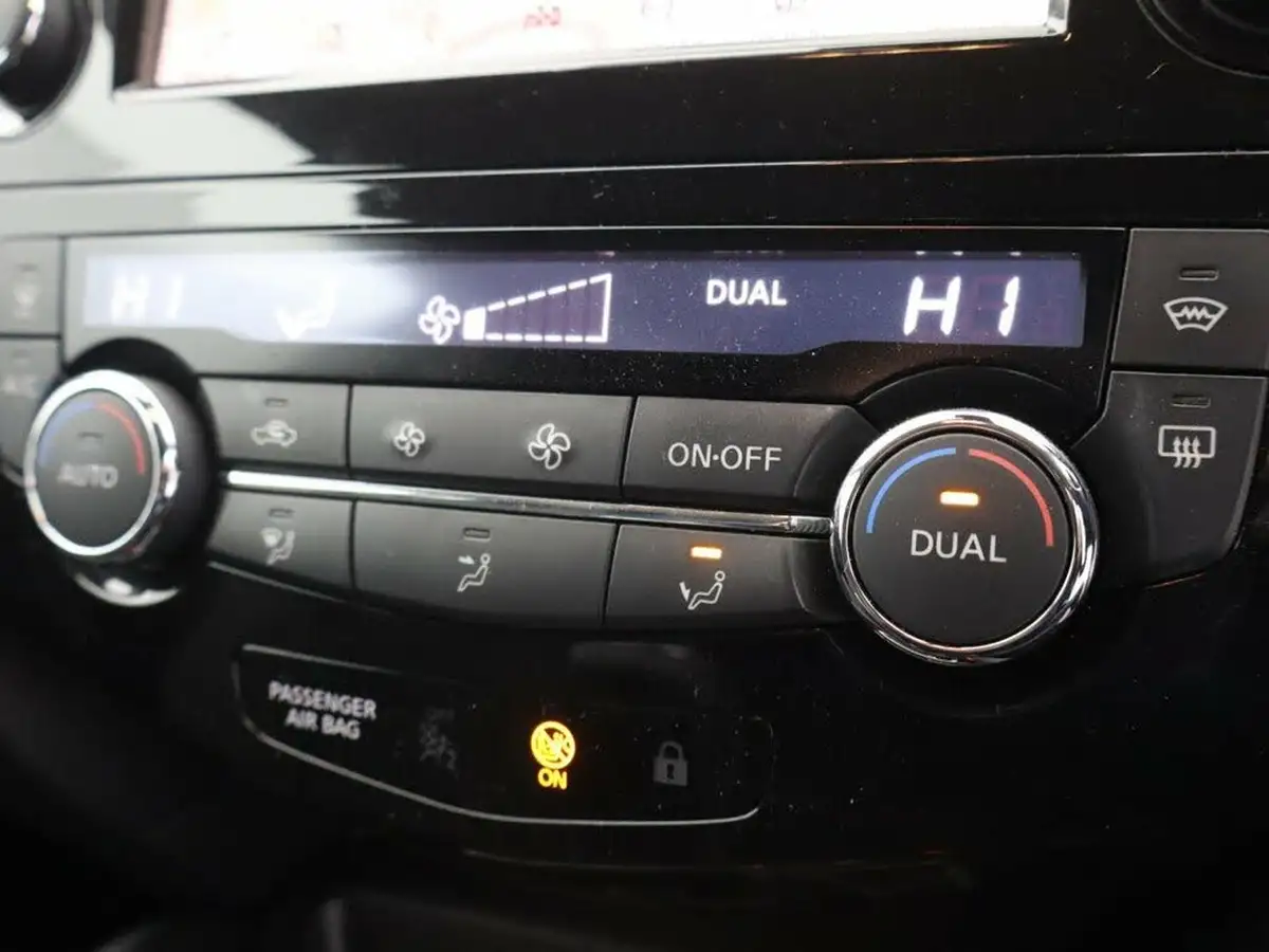 2020-nissan-qashqai-15dci-n-connecta-18in-alloys-dct-big-21