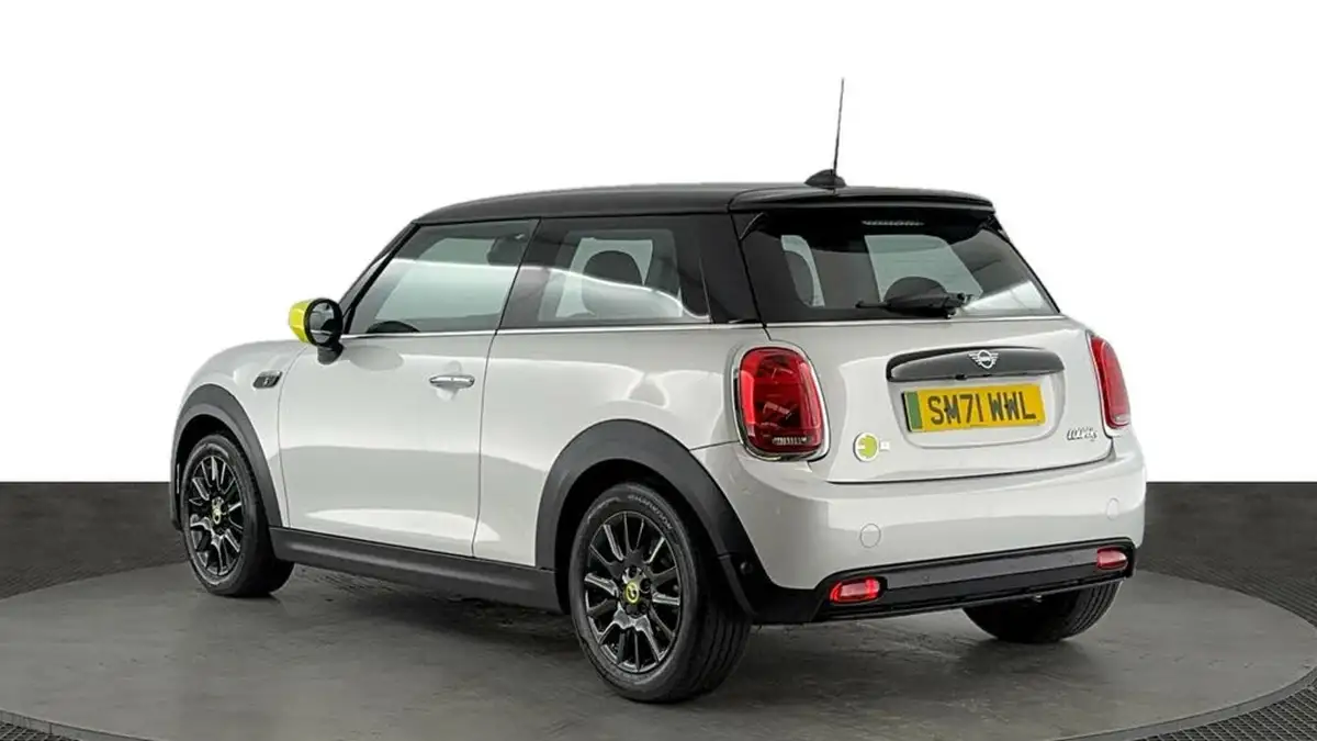 2022-mini-cooper-e-cooper-s-2-big-5