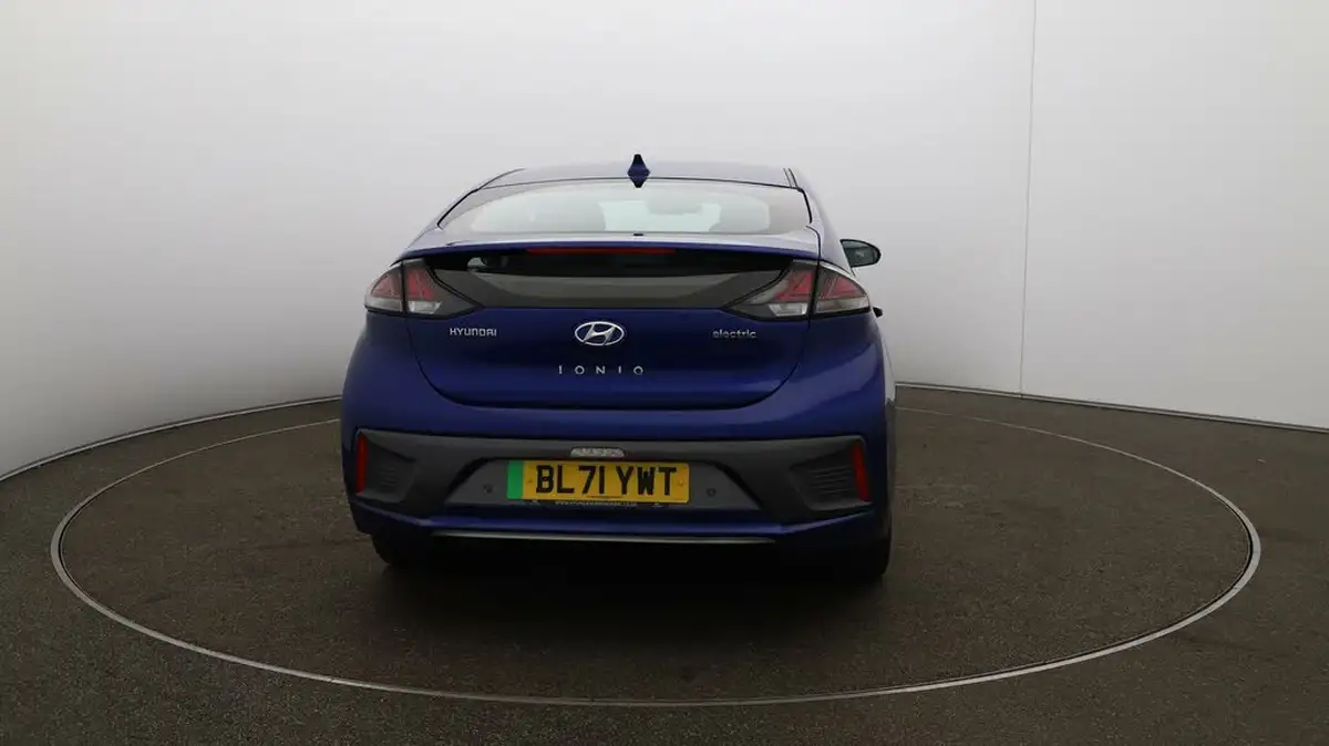 2022-hyundai-ioniq-e-premium-electric-big-6