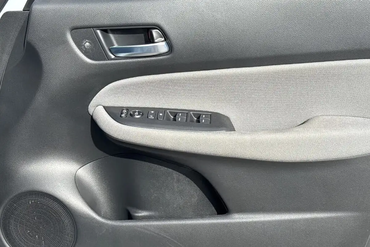 2021-honda-jazz-15-i-mmd-crosstar-ex-109ps-two-tone-big-22