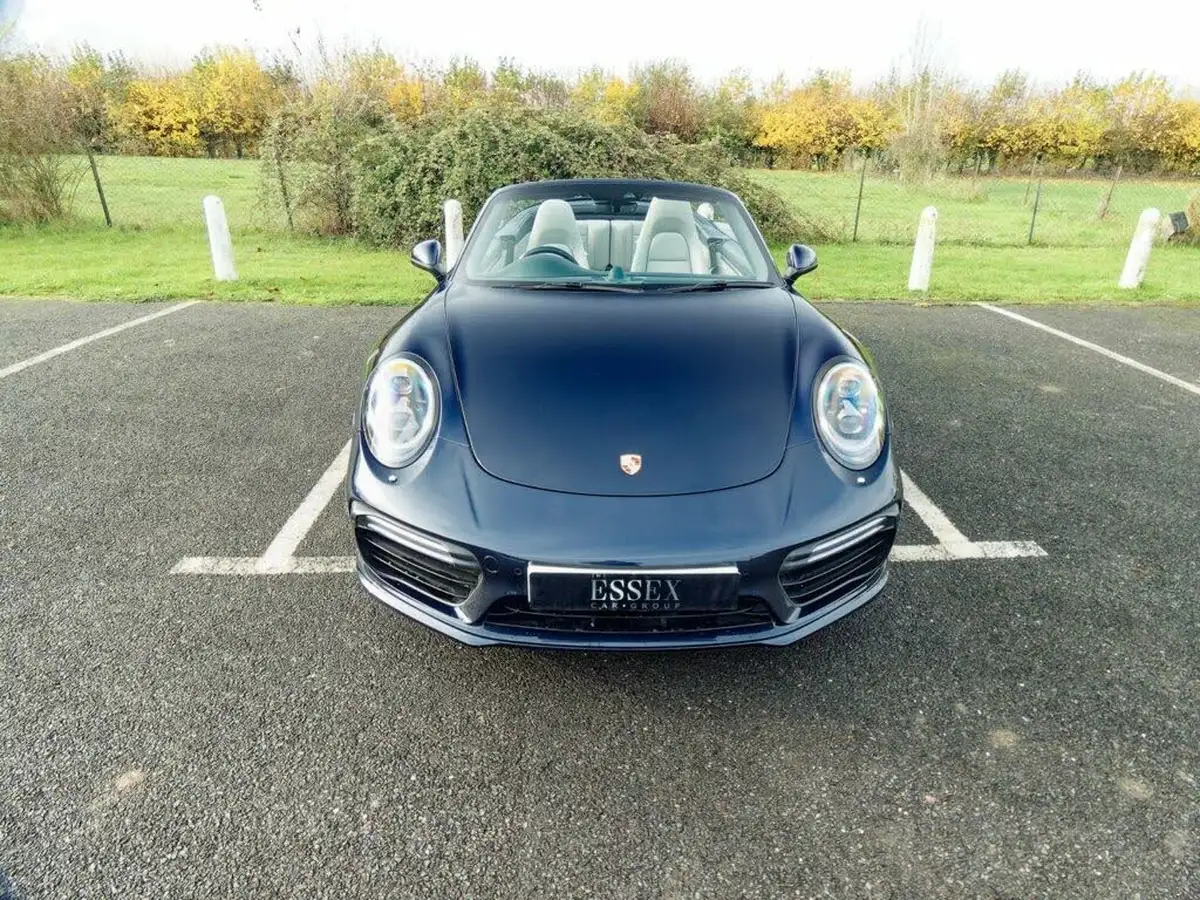 2017-porsche-911-38-turbo-cabriolet-big-17