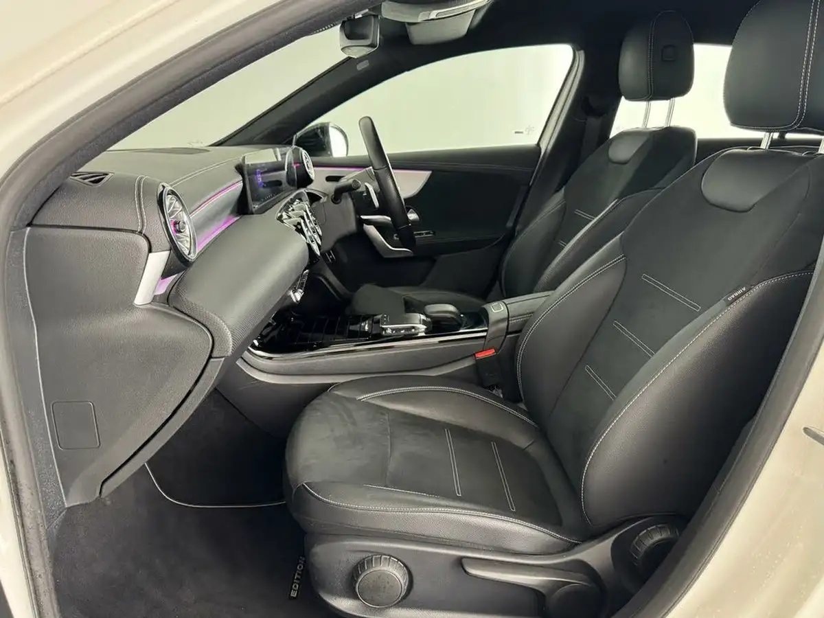 2022-mercedes-benz-a-class-13-a180-amg-line-executive-edition-saloon-4d-7g-dct-big-10