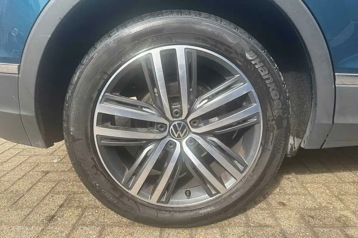2022-volkswagen-tiguan-15-tsi-elegance-big-4