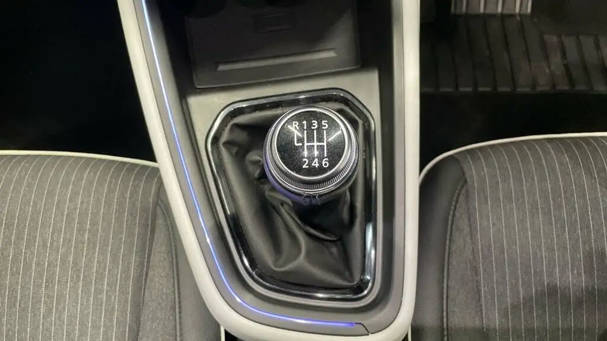 2021-renault-clio-10-tce-s-edition-90ps-big-19