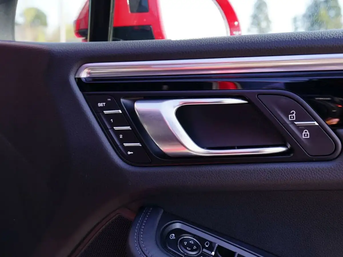2022-porsche-macan-29-v6-s-big-29