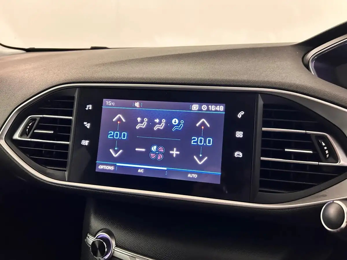 2020-peugeot-308-15-bluehdi-allure-digital-i-cockpit-eat8-big-23