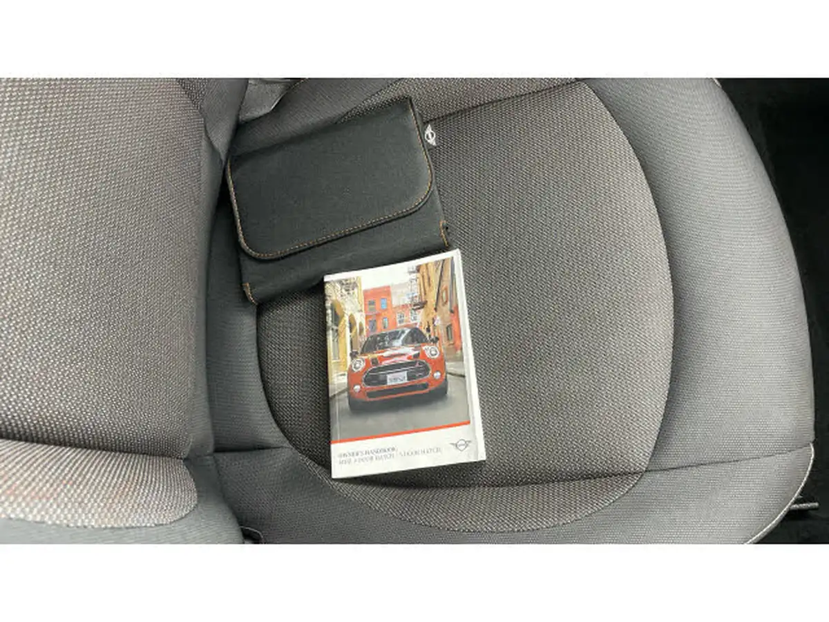 2021-mini-countryman-15-cooper-classic-auto-big-59