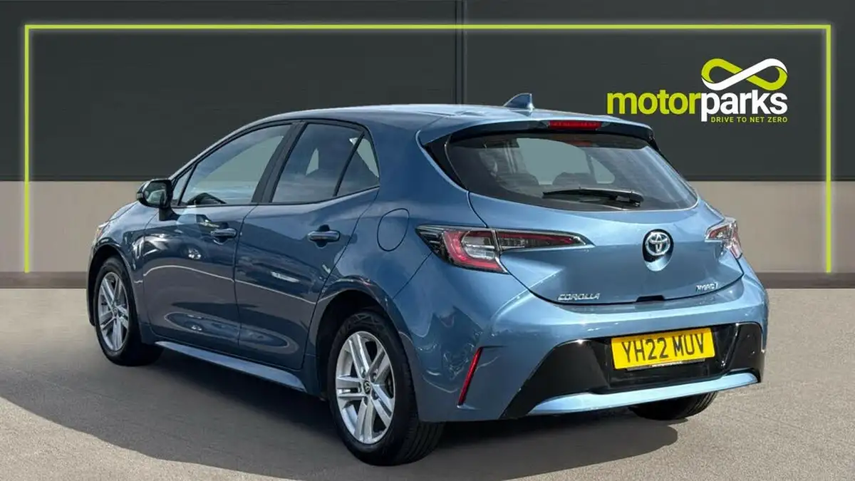 2022-toyota-corolla-18-vvt-i-icon-120bhp-trk-hatchback-5d-big-4